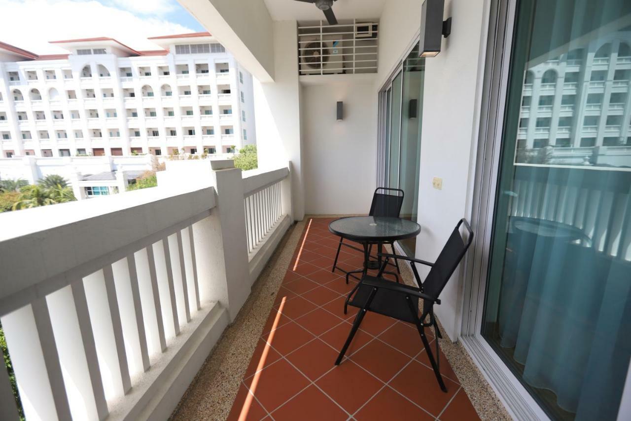 The Straits Quay Marina By Messina Clive Apartamento George Town Exterior foto