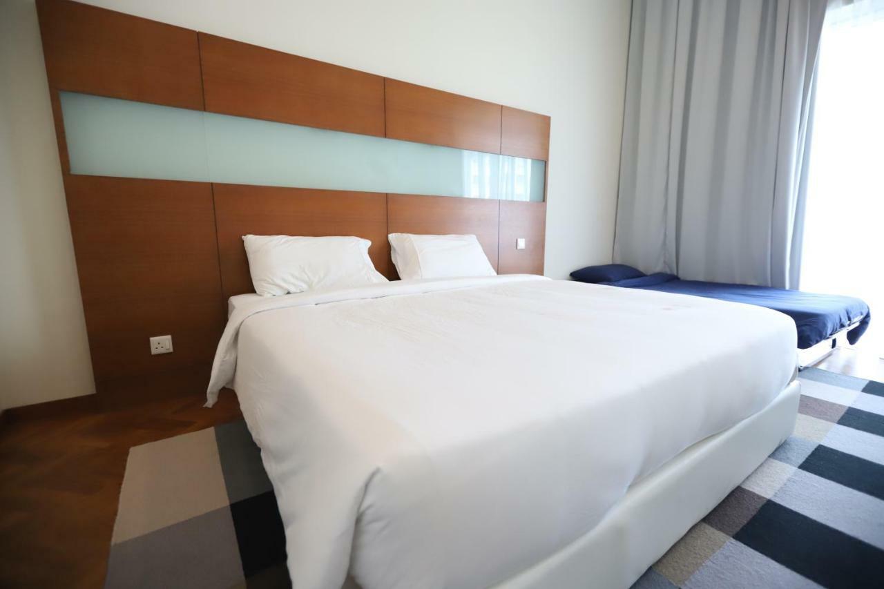 The Straits Quay Marina By Messina Clive Apartamento George Town Exterior foto